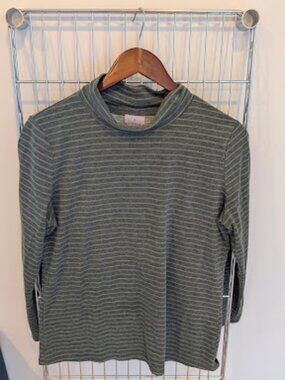 Willow Blossom Women’s Mock Neck Long Sleeve Top – Green Striped, Size Small